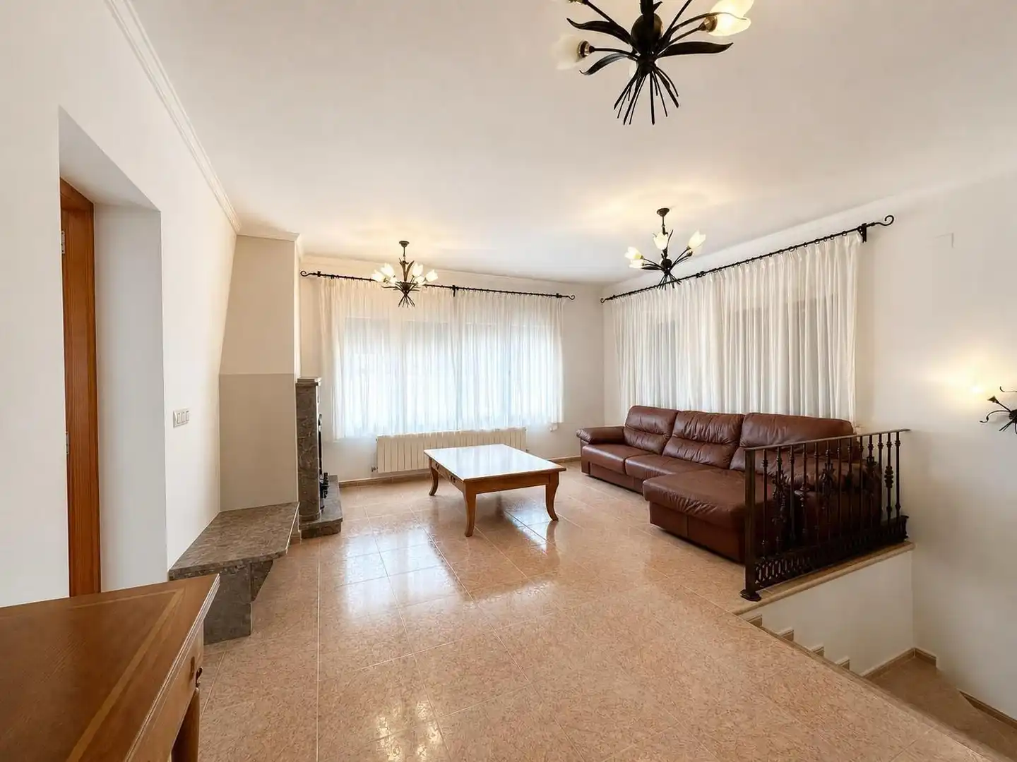 Chalet con terraza en alquiler en La Fustera, imagen 6