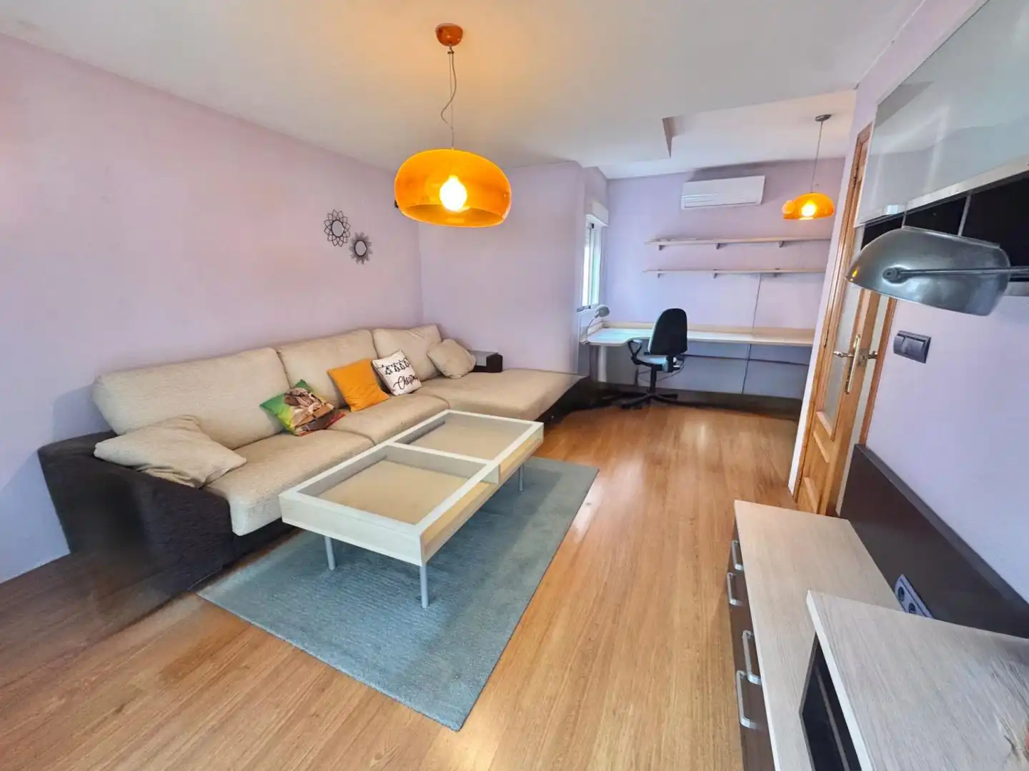 Sala de estar de Casa adosada en venta en Orihuela con Calefacción, Terraza y Trastero