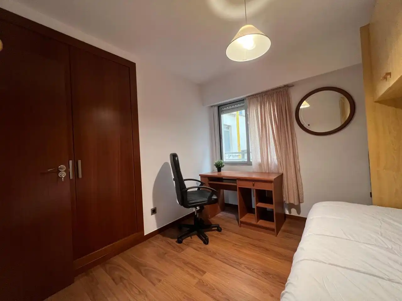 Wohnung zur Miete in calle de l'Arxiduc Carles, Vara de Quart