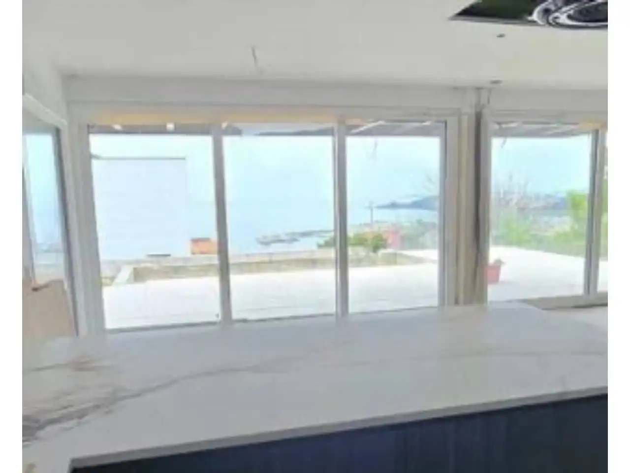 Cuina de Casa o xalet en venda en Sanxenxo amb Aire condicionat, Calefacció i Jardí privat