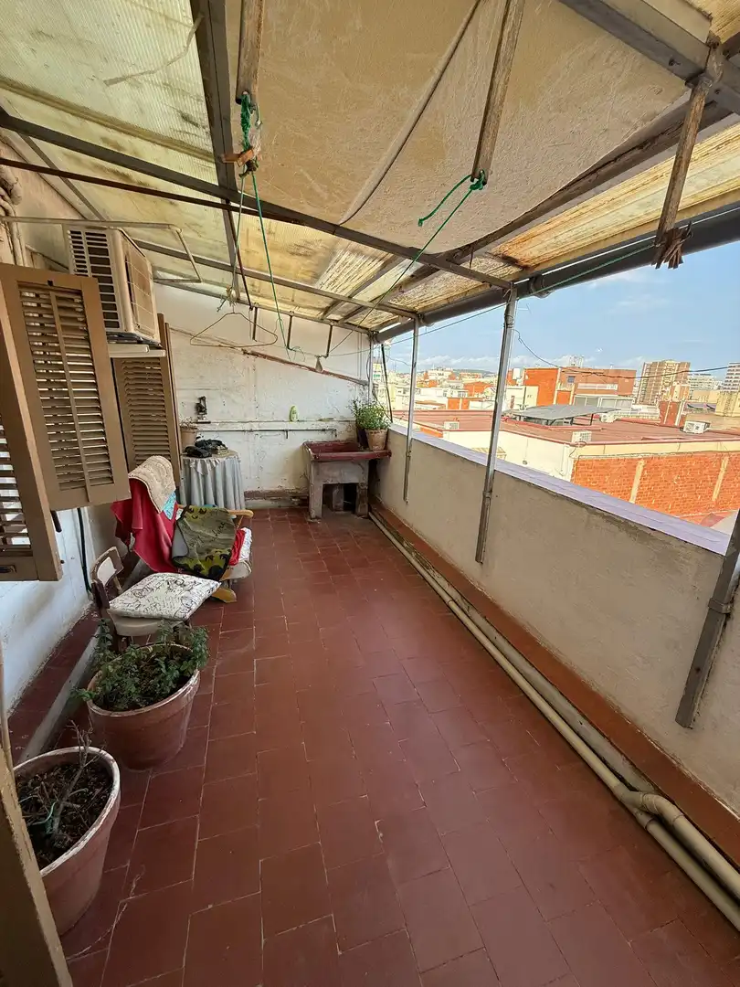 Terraza de Ático en venta en L'Hospitalet de Llobregat con Aire acondicionado, Calefacción y Terraza
