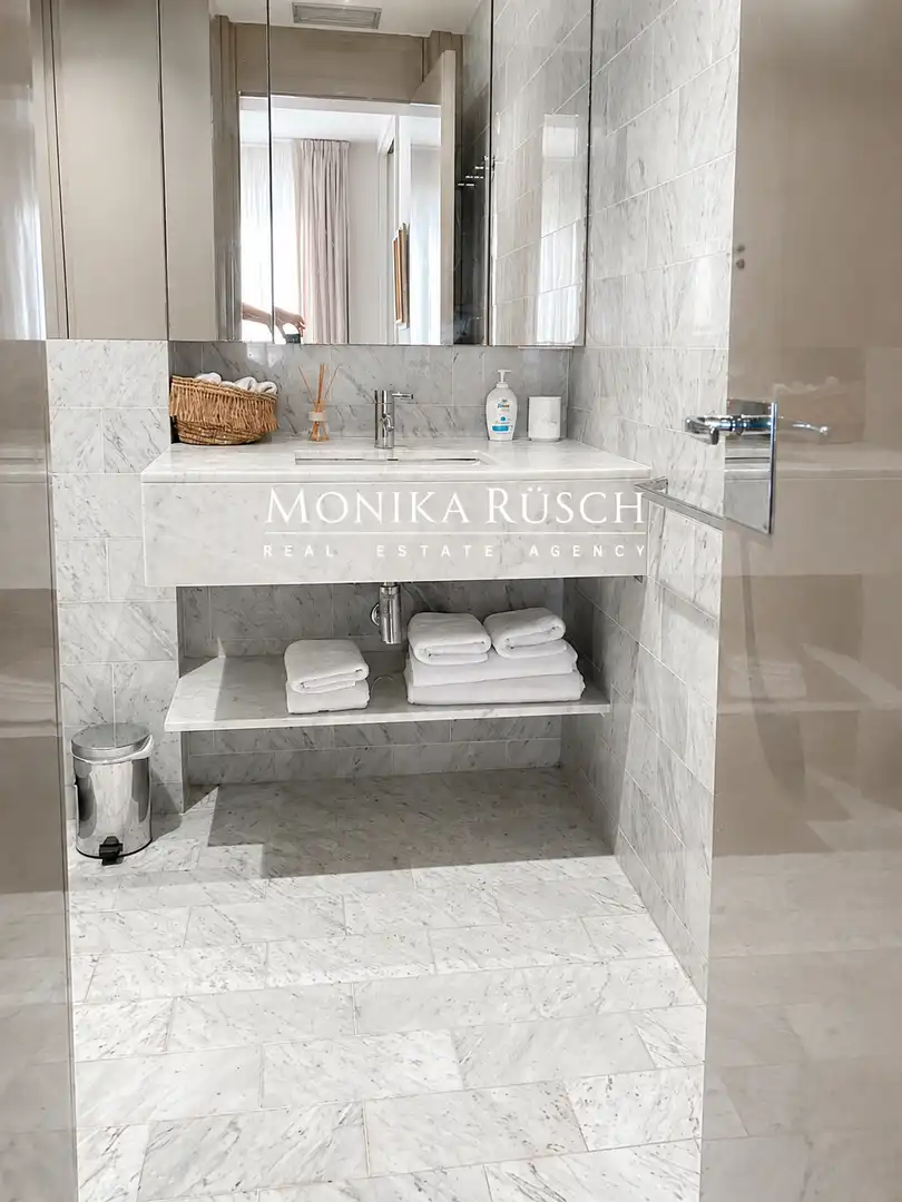Bathroom of Flat for rent in Barcelona  with Air Conditioner, Heating and Terrace