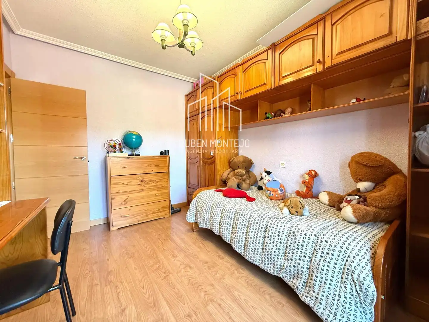Schlafzimmer von Einfamilien-Reihenhaus zur Miete in Salamanca mit Heizung, Terrasse und Abstellraum