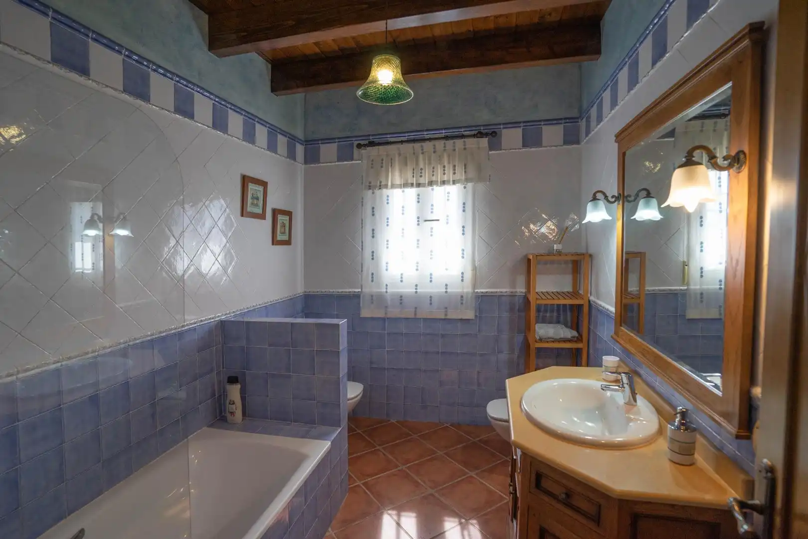 Bathroom of Houses for rent in Alhaurín El Grande  with Air Conditioner, Private garden and Terrace