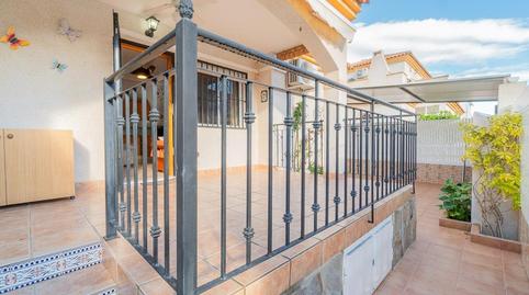 Foto 4 de Casa adosada en venta en Calle Calle Niagara, 50, Playa Flamenca, Alicante