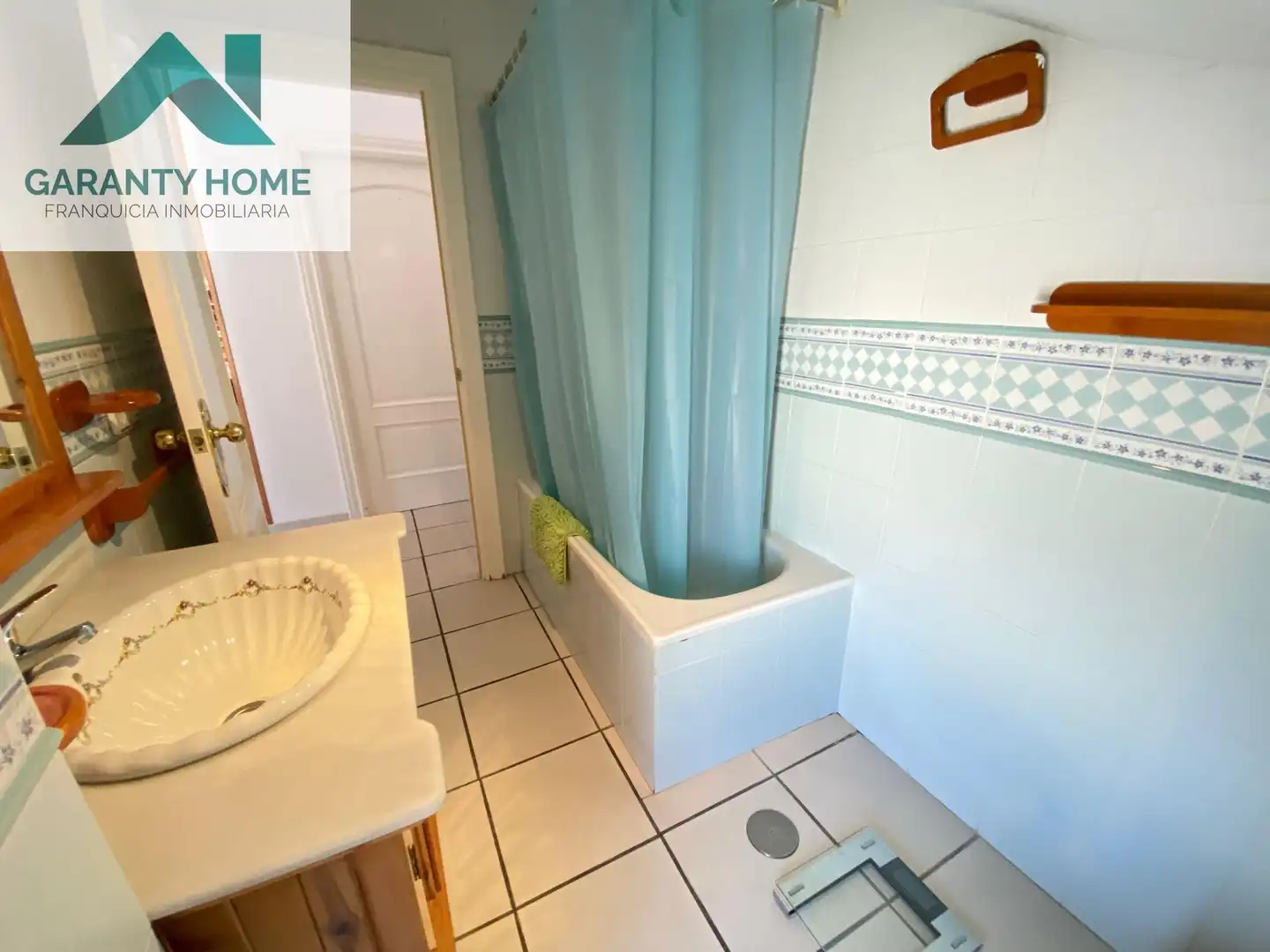 Baño de Casa o chalet en venta en Valdepeñas de Jaén con Aire acondicionado, Calefacción y Jardín privado