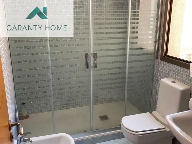 Bathroom of Attic for rent in Málaga  with Air Conditioner, Private garden and Terrace
