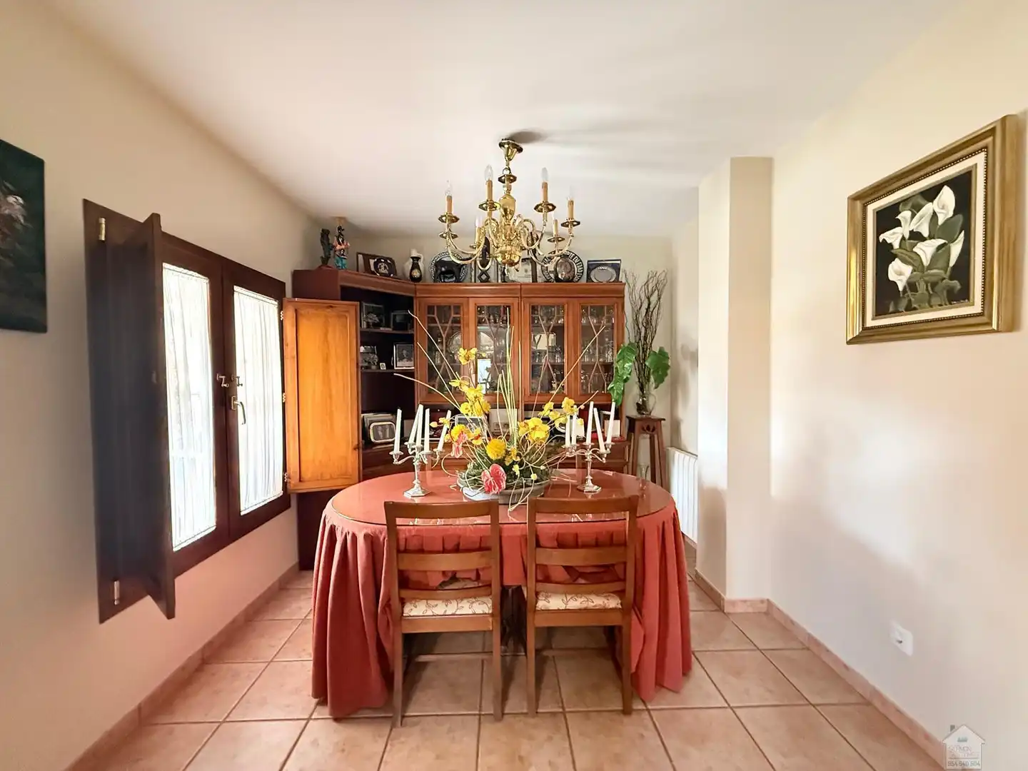 Menjador de Casa o xalet en venda en Montequinto amb Aire condicionat, Calefacció i Parquet