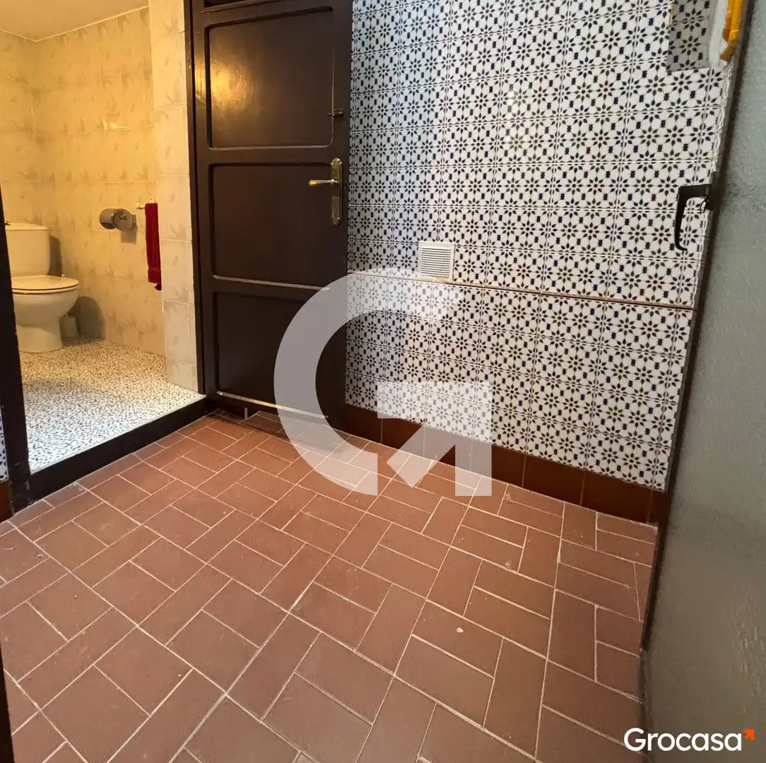 Houses for sale in L'Hospitalet de Llobregat  with Air Conditioner, Terrace and Storage room