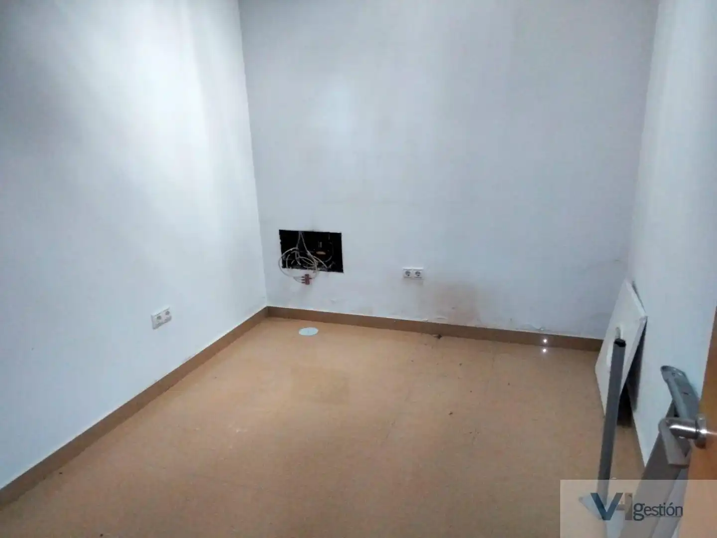 Oficina en venta en Villamartín