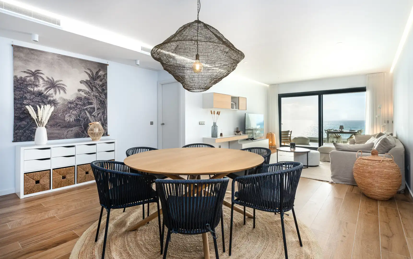 Esszimmer von Wohnungen zum Verkauf in La Alcaidesa mit Klimaanlage, Terrasse und Abstellraum