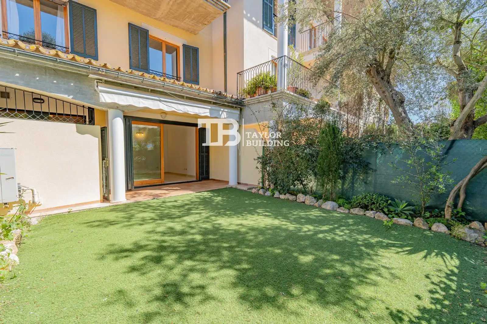 Garten von Wohnung zum Verkauf in  Palma de Mallorca mit Klimaanlage, Heizung und Privatgarten