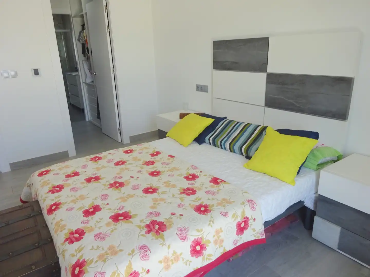 Dormitori de Casa o xalet en venda en Alhaurín de la Torre amb Aire condicionat, Calefacció i Jardí privat
