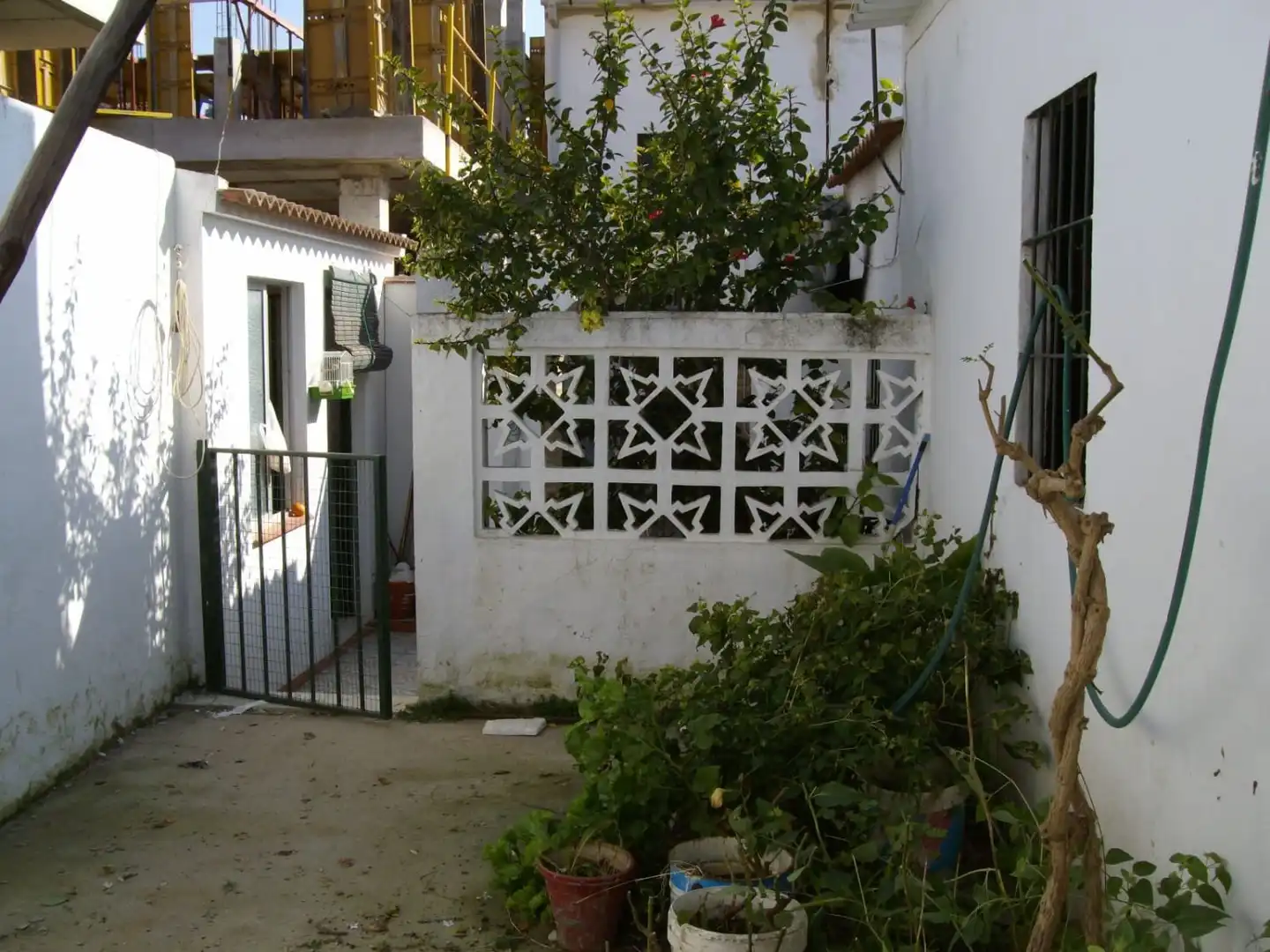 Garden of Houses for sale in Aznalcázar  with Air Conditioner and Storage room
