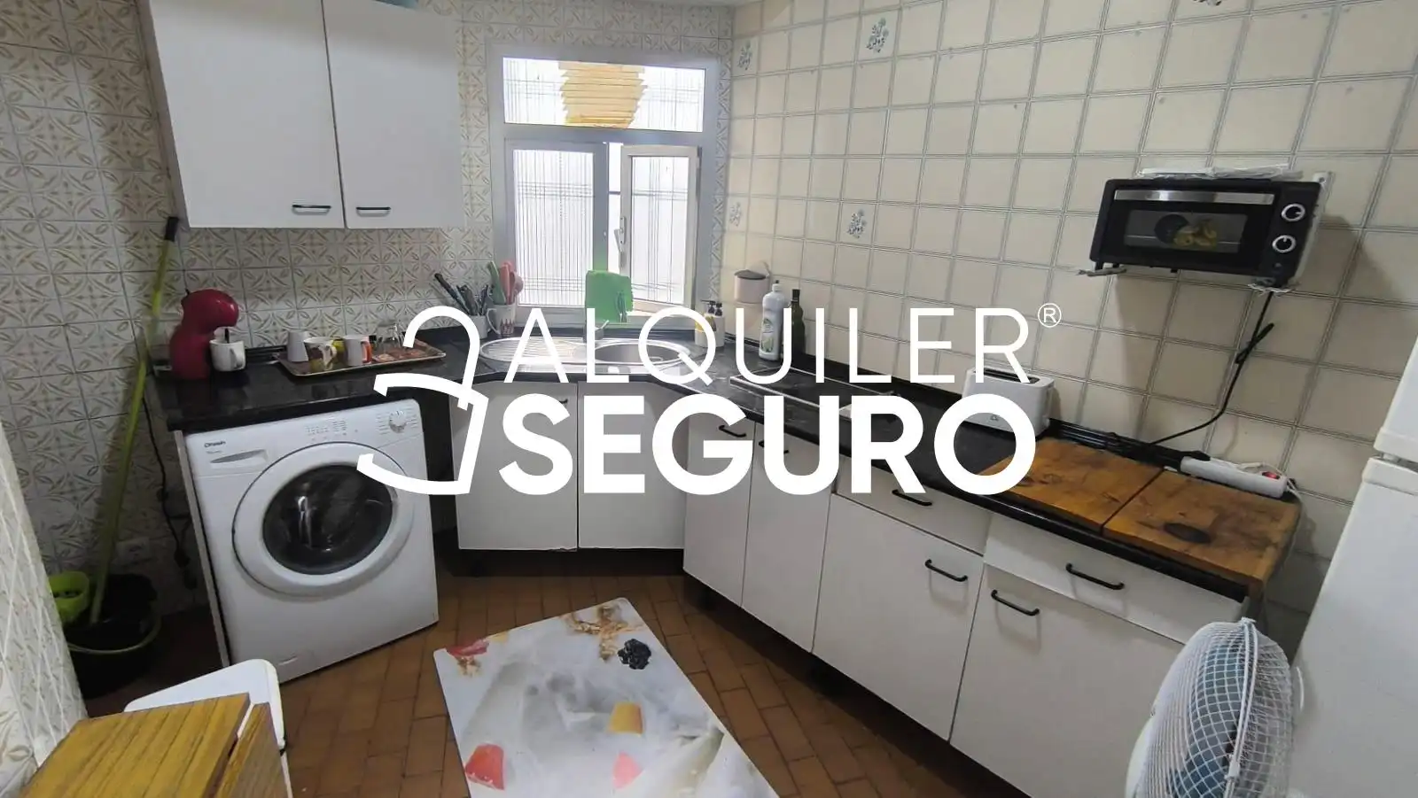 Kitchen of Flat for rent in Málaga  with Air Conditioner and Furnished