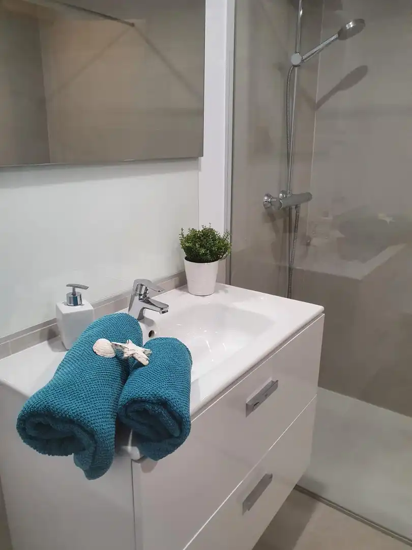 Baño de Piso de alquiler en Rincón de la Victoria con Aire acondicionado, Calefacción y Parquet