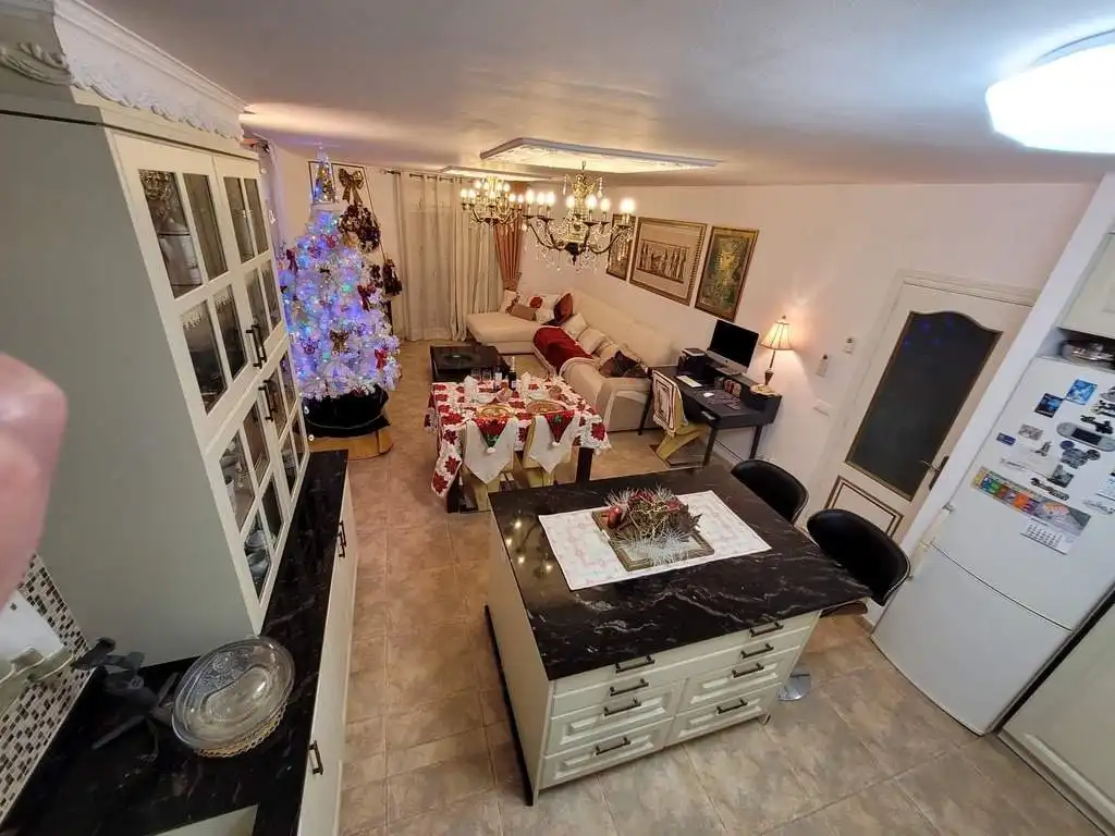 Sala de estar de Casa o chalet en venta en La Nucia con Aire acondicionado, Jardín privado y Terraza