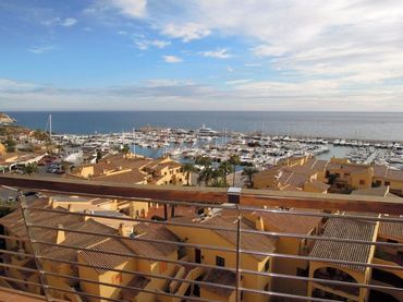 Apartamento con piscina en venta en Currica