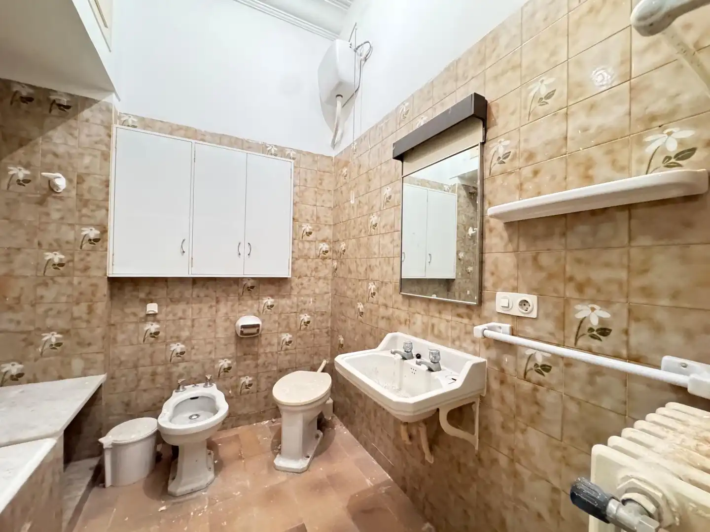 Badezimmer von Geschaftsraum zum Verkauf in Calaf