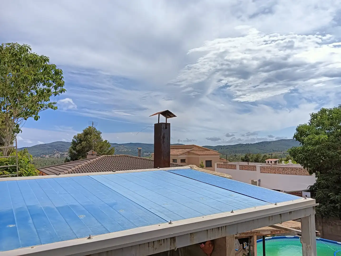 Außenansicht von Haus oder Chalet zum Verkauf in La Bisbal del Penedès mit Heizung, Privatgarten und Terrasse
