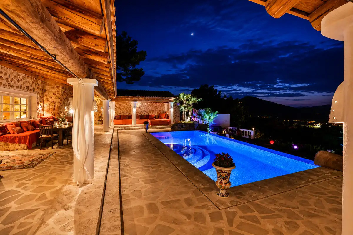 Terrace of Houses for rent in Santa Eulària des Riu  with Air Conditioner, Heating and Private garden