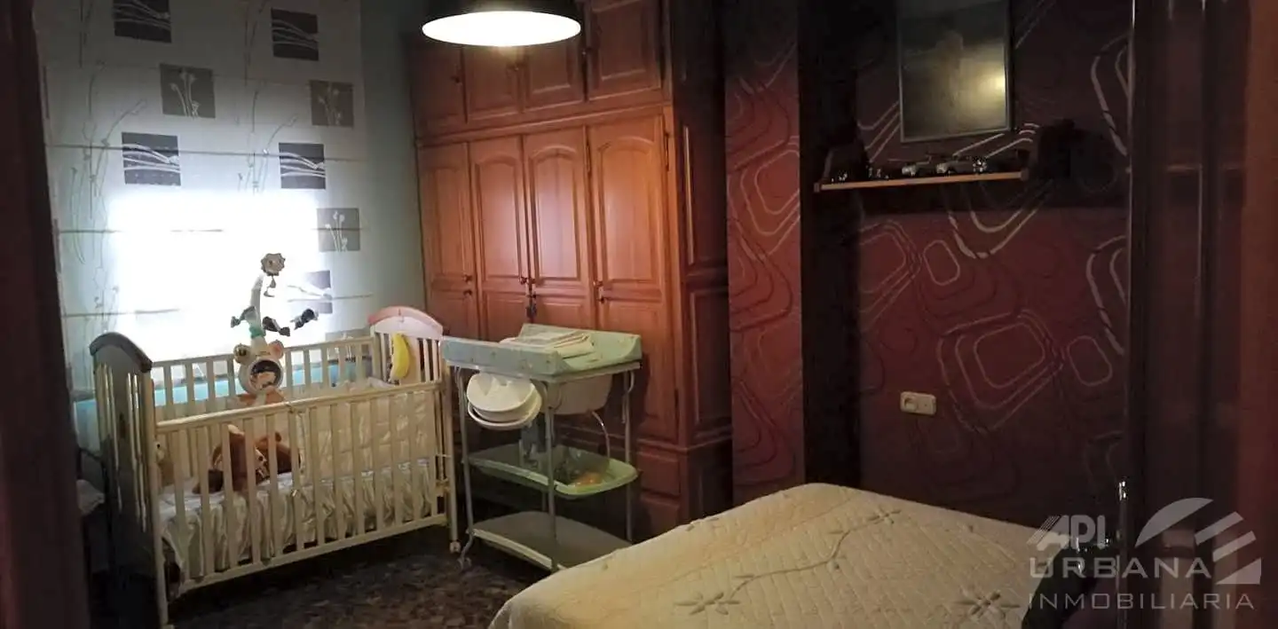 Bedroom of Houses for sale in Nueva Carteya  with Air Conditioner, Heating and Parquet flooring