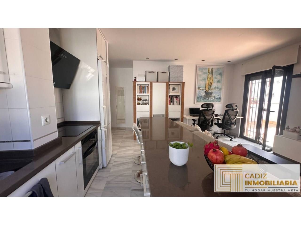 Cocina de Ático en venta en  Cádiz Capital con Aire acondicionado, Jardín privado y Terraza