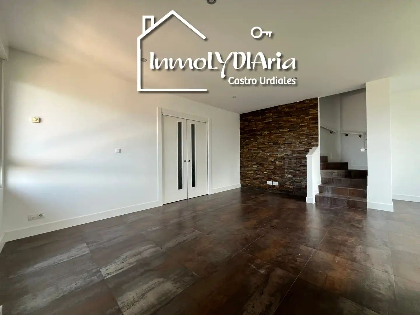 Living room of Houses for sale in Castro-Urdiales  with Heating, Private garden and Terrace