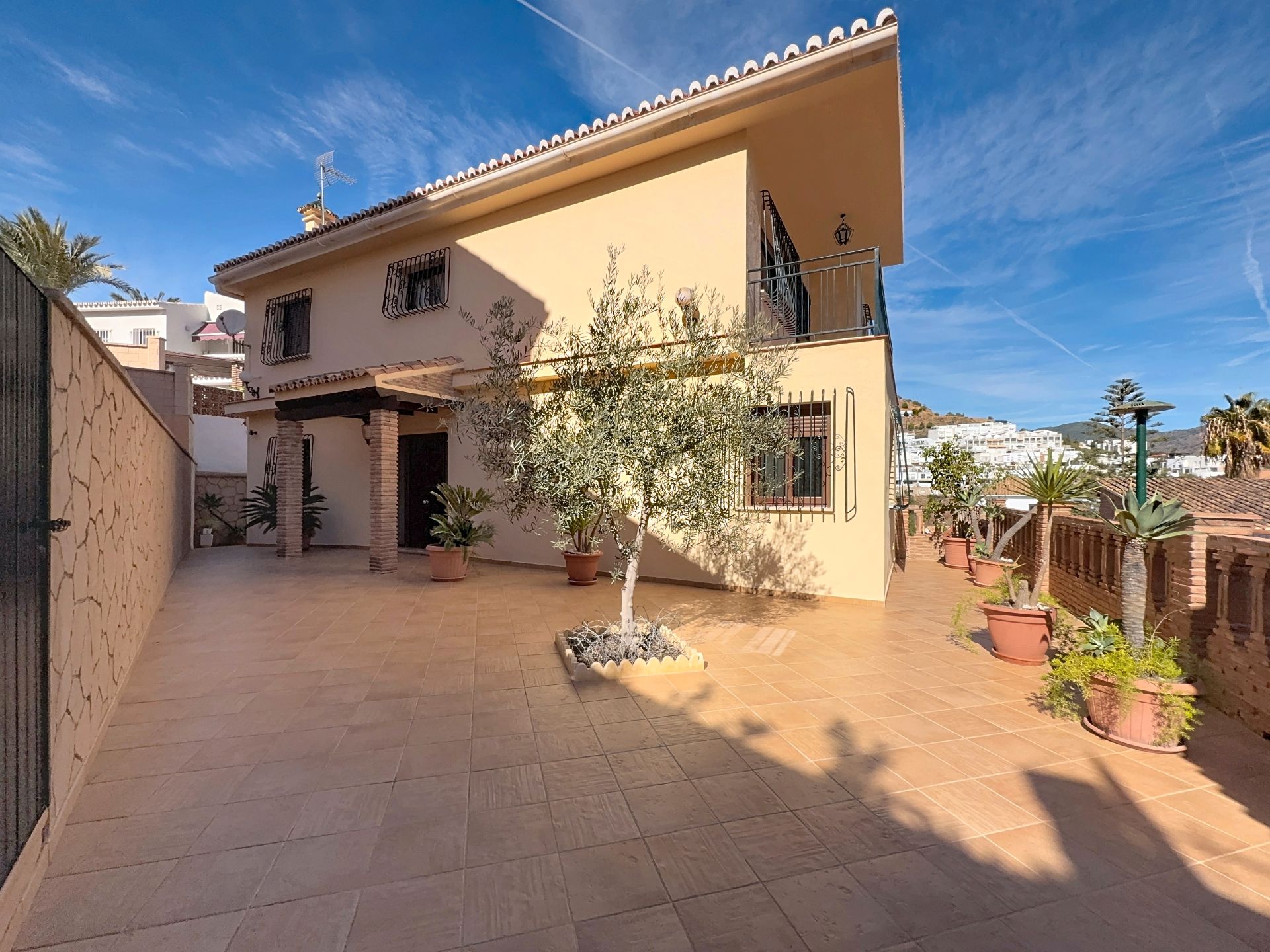 Vista exterior de Casa o xalet en venda en Málaga Capital amb Aire condicionat, Calefacció i Terrassa
