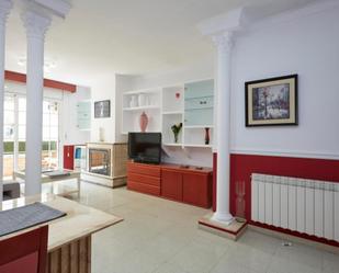 Sala d'estar de Apartament de lloguer en  Barcelona Capital amb Aire condicionat, Moblat i Forn