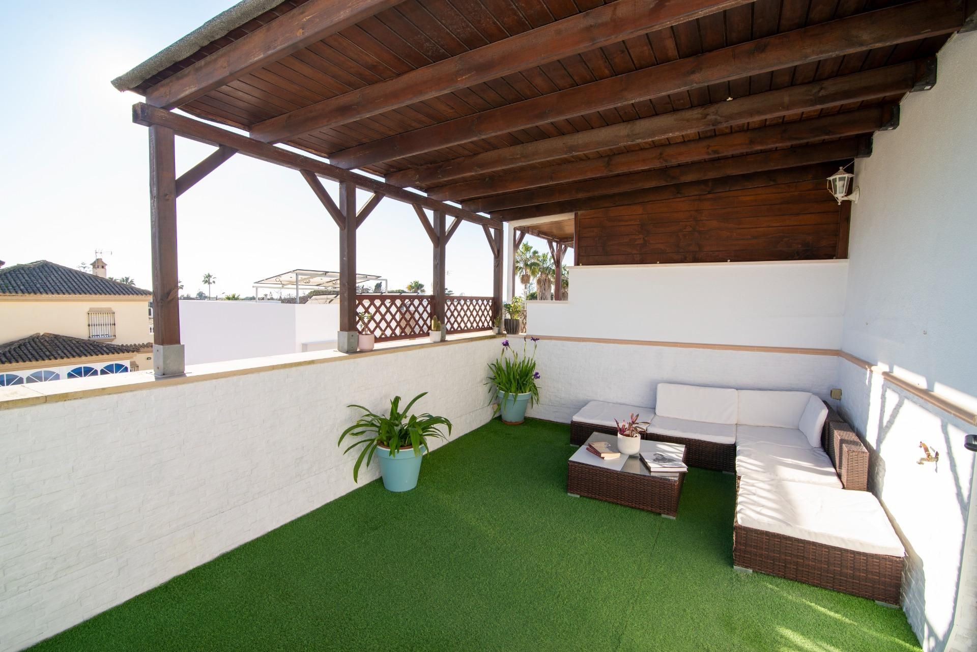 Casa adosada en venta en Calle NEMOROSA, Núcleo urbano