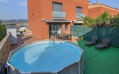 Swimming pool of House or chalet for sale in Sant Vicenç Dels Horts