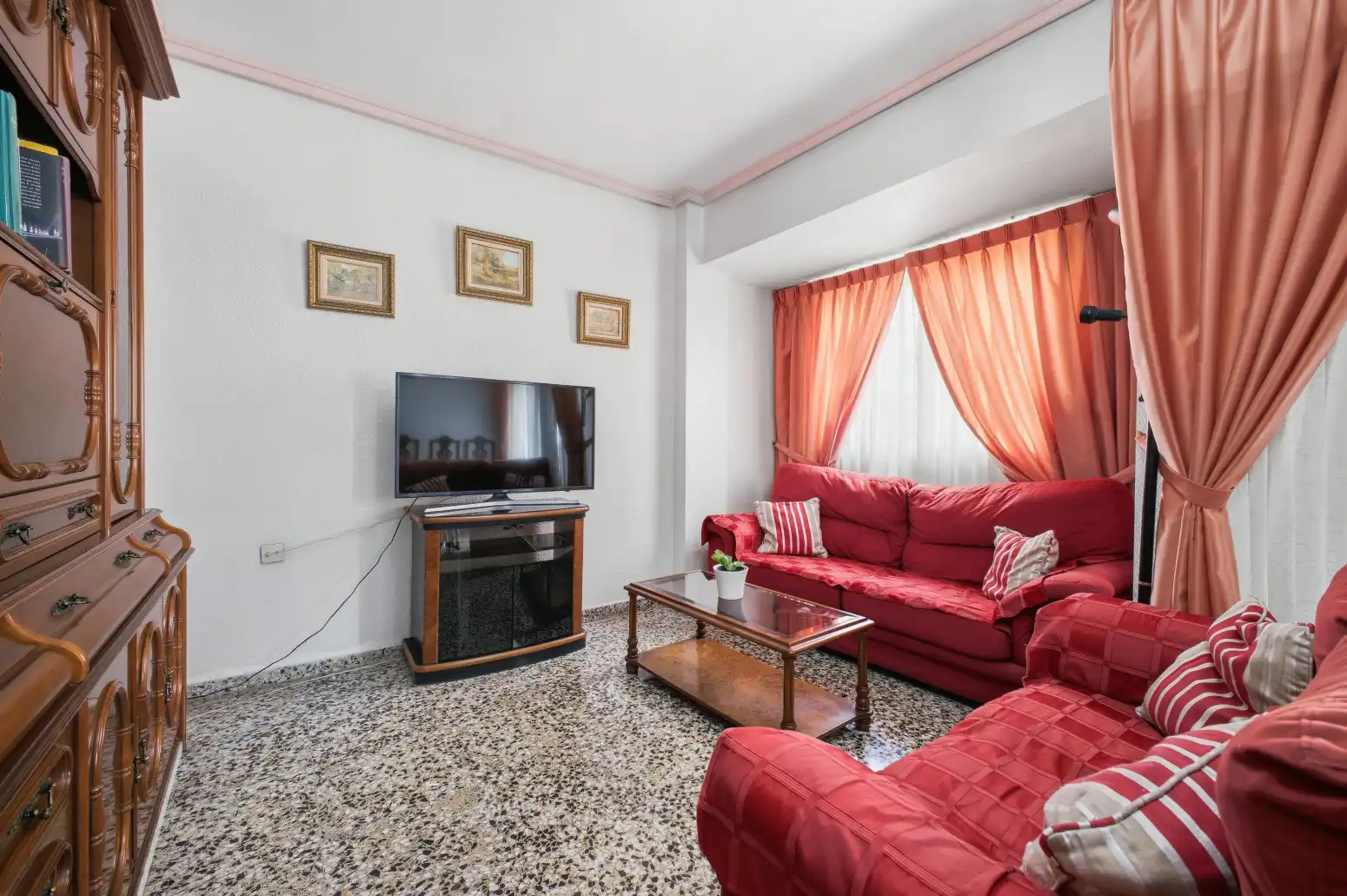 Sala d'estar de Pis en venda en Alaquàs amb Aire condicionat i Balcó