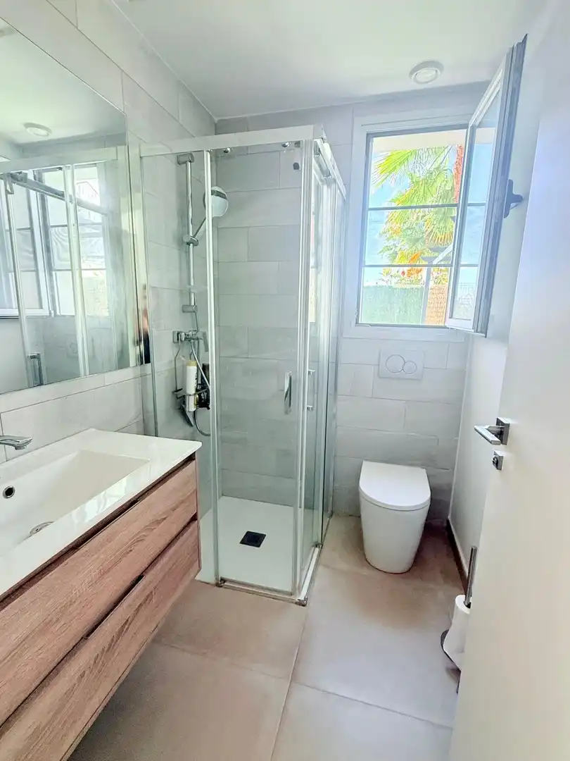 Baño de Dúplex en venta en Finestrat con Aire acondicionado, Calefacción y Piscina