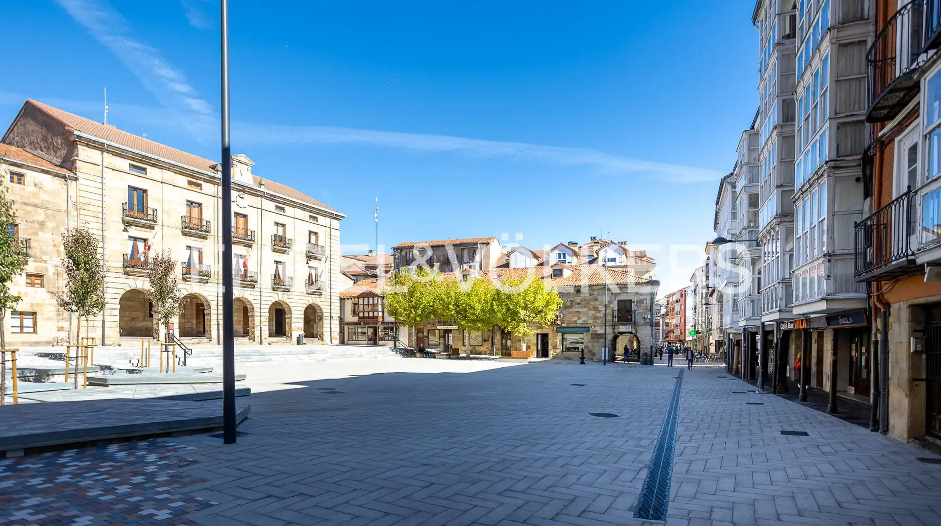 Vista exterior de Casa adosada en venda en Reinosa, Cantabria