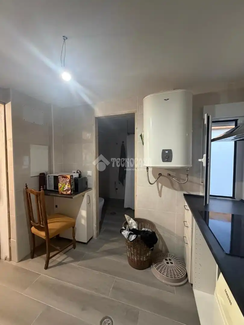 Flat for sale in Calle la Luisiana, imagen 7
