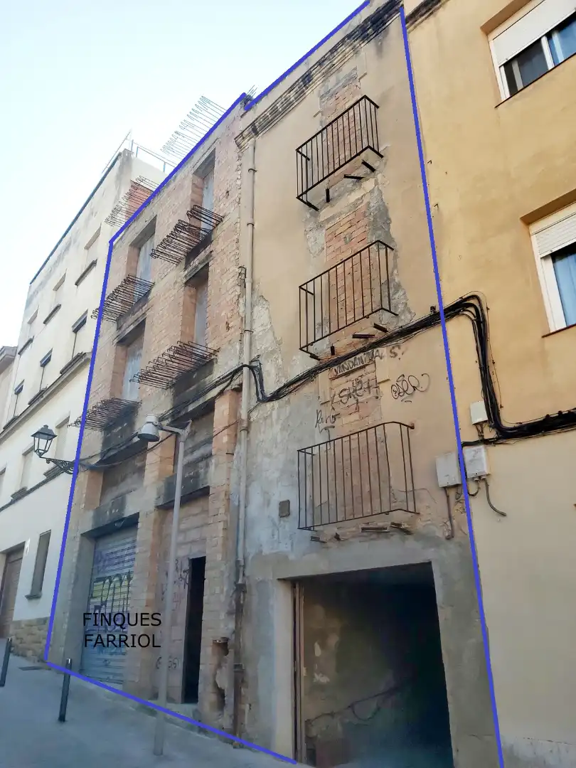 Immobles singulars amb ascensor en venda a Carrer del Llorer