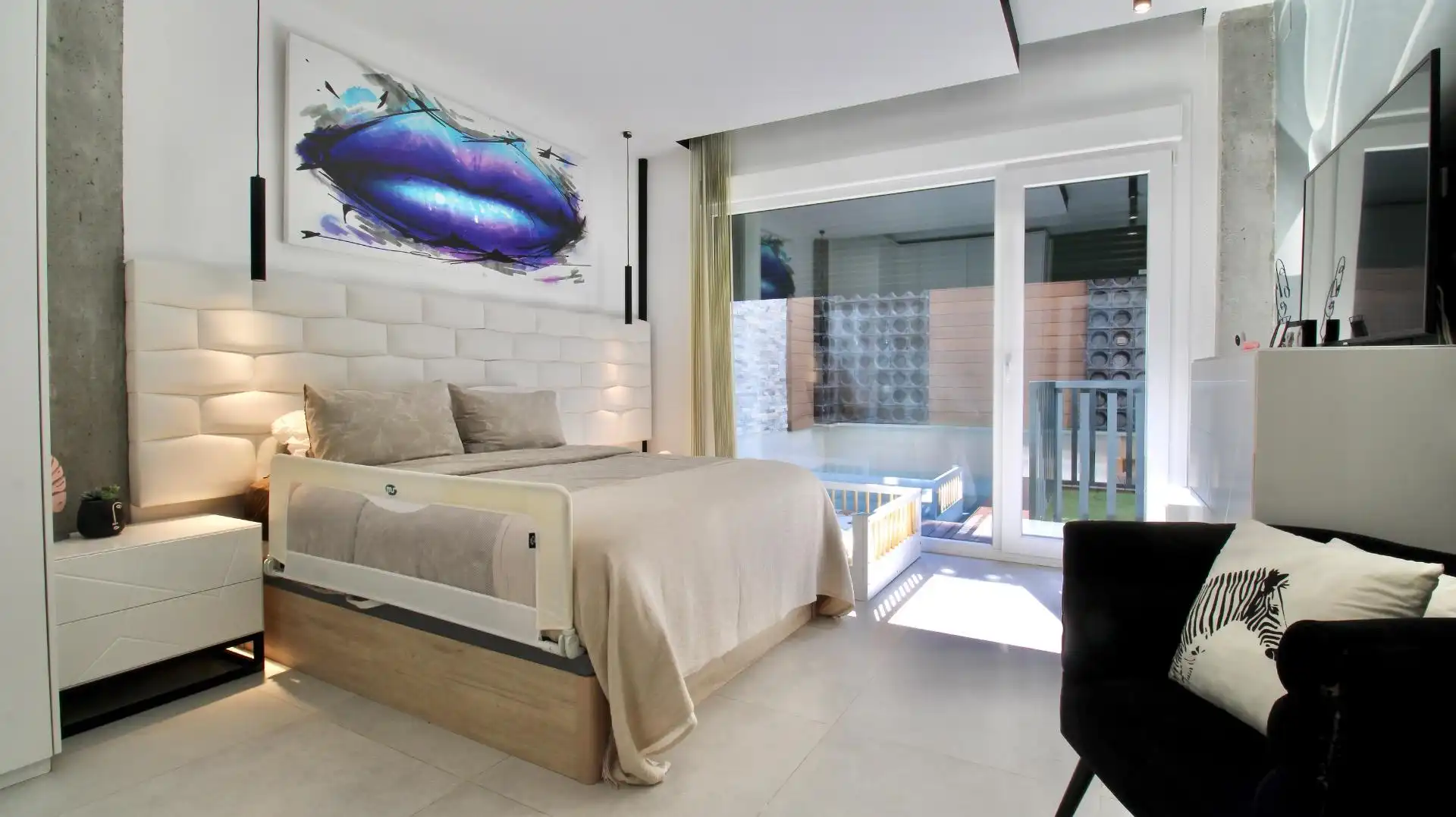 Habitación de Casa adosada en venta en Armilla con Aire acondicionado, Calefacción y Jardín privado