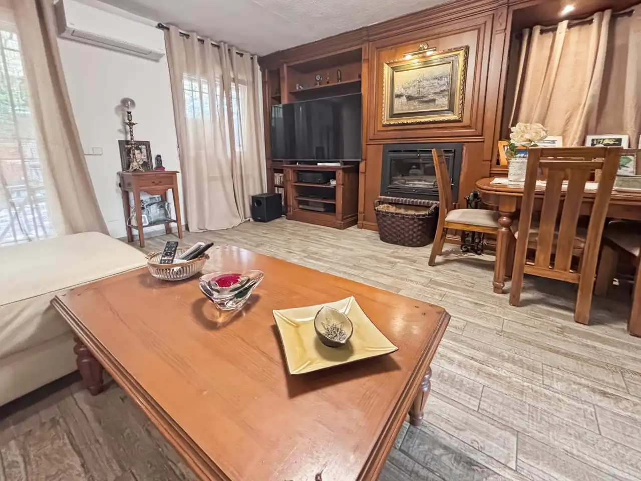 Sala d'estar de Casa adosada en venda en Moralzarzal amb Aire condicionat, Calefacció i Jardí privat