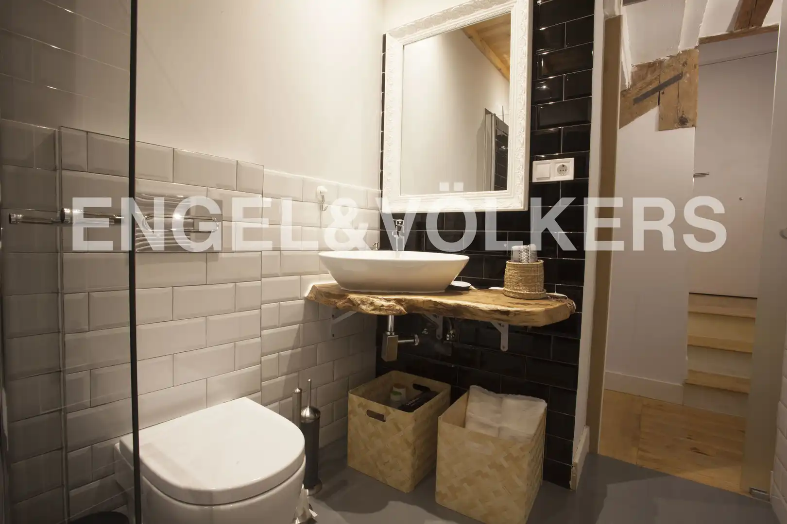 Badezimmer von Wohnung zum Verkauf in Madrid mit Klimaanlage und Heizung