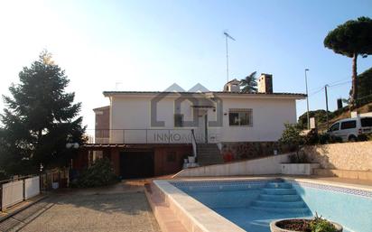 Exterior view of House or chalet for sale in Mataró  with Air Conditioner, Private garden and Terrace