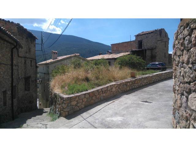 Terreno industrial en Venta en Josa i Tuixén