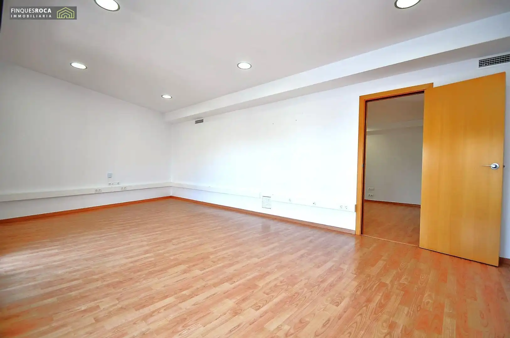 Business premises to rent in Centre, imagen 21