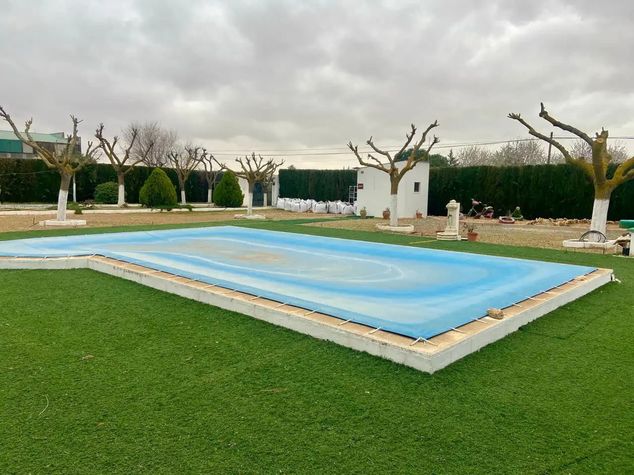Piscina de Casa o chalet en venta en Villarrubia de los Ojos con Aire acondicionado, Calefacción y Jardín privado