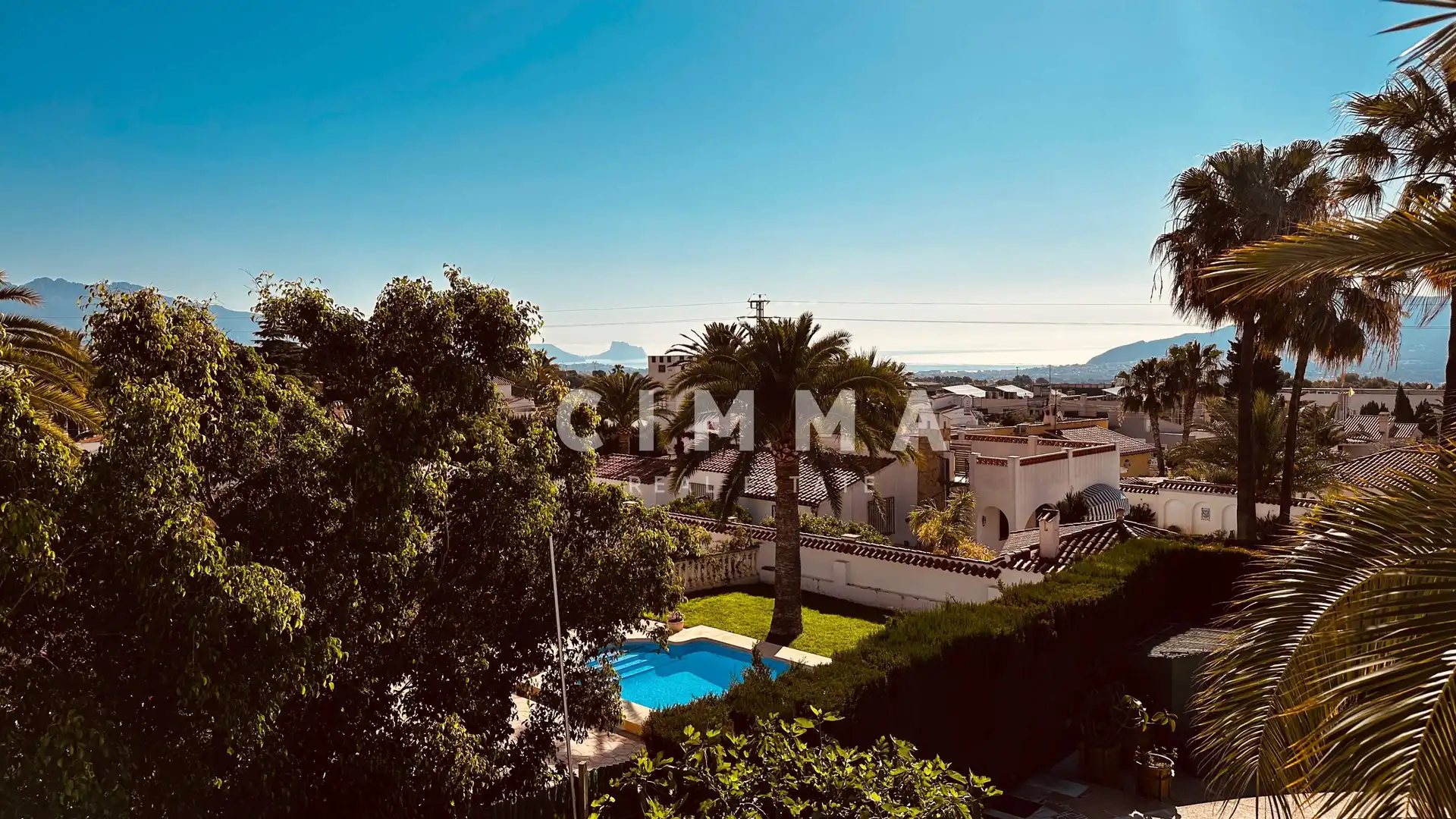 Vista exterior de Casa o chalet en venta en La Nucia con Aire acondicionado, Calefacción y Jardín privado
