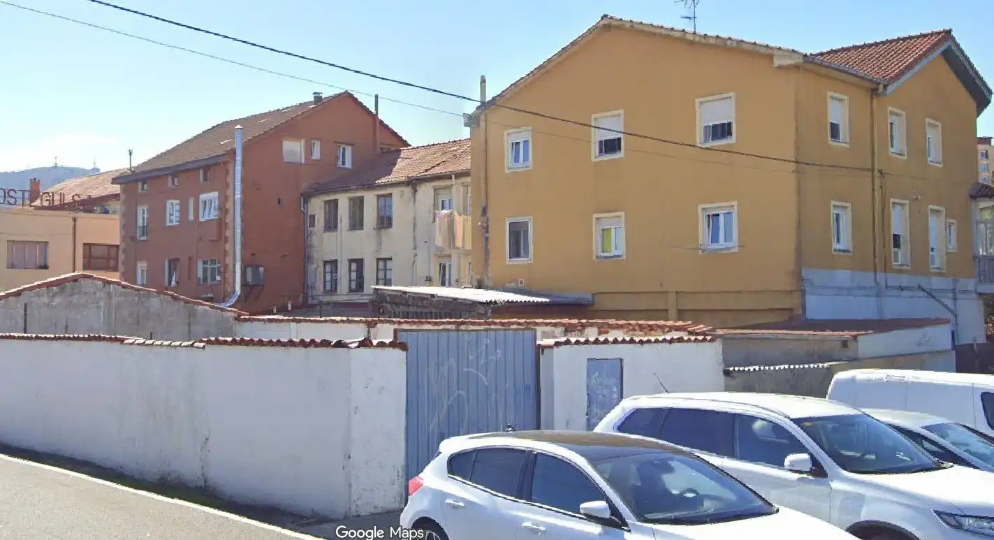 Wohnung zum Verkauf in Calle FERNANDEZ HONTORIA 12