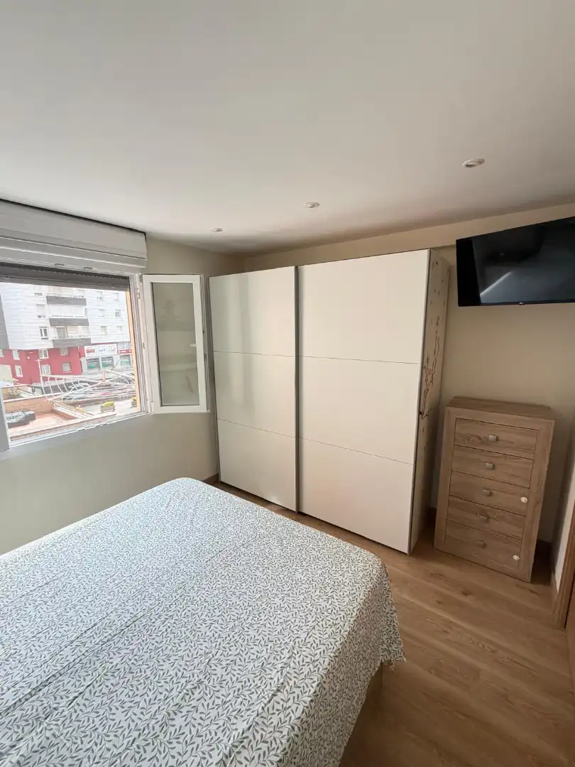 Habitación de Piso de alquiler en Santander con Calefacción, Amueblado y Horno