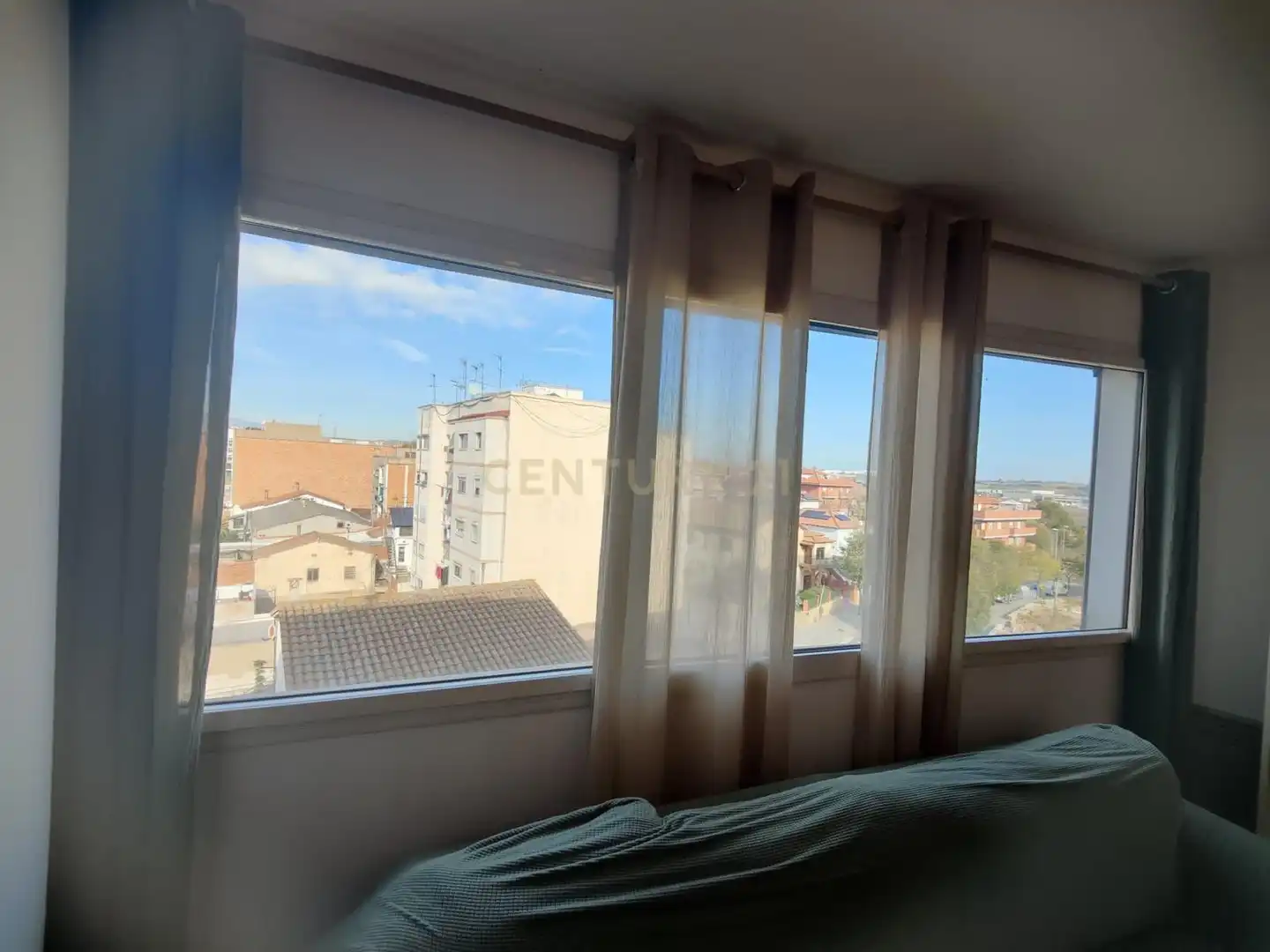 Habitación de Piso en venta en Cerdanyola del Vallès con Aire acondicionado y Horno
