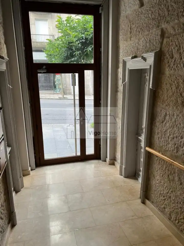 Attic for sale in Vigo   with Heating