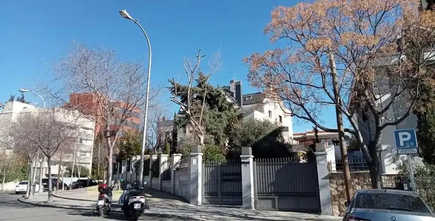 Vista exterior de Garaje en venta en Madrid